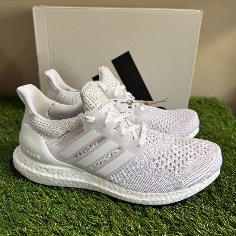 Adidas Ultraboost 1.0 Running Shoes Triple White Mens 7.5 Womens 6.5 HQ4202 NEW